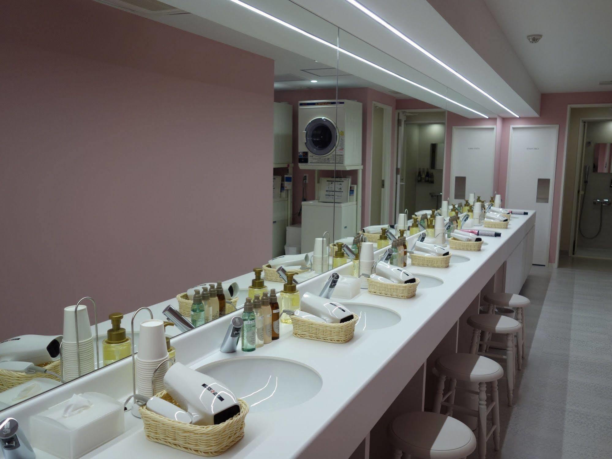 Akihabara Bay Capsulehotel